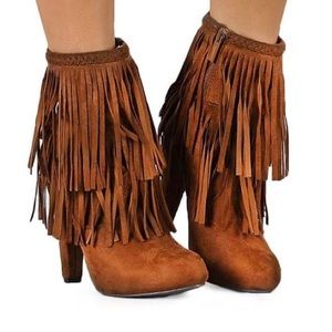 Breckelle’s Phoebe-11 Faux Suede Fringe Chunky Heel Bootie